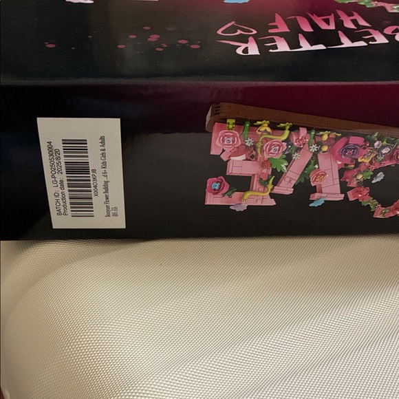 Colorful Love Building Set - Picture 6 of 7